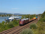 V170 1143 am 03.09.2004 an der Moselstrecke bei Karthaus.