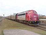 DJ MY 1158 mit Zug GF 7266 am 12.04.2005 in Tnder