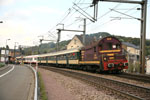 CFL 802 mit Sonderzug Richtung Luxembourg bei der Ausfahrt in Dommeldange