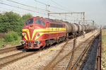 Lok 1602 am 25.06.1993.mit Zug 75462 in Bertrange-Strassen